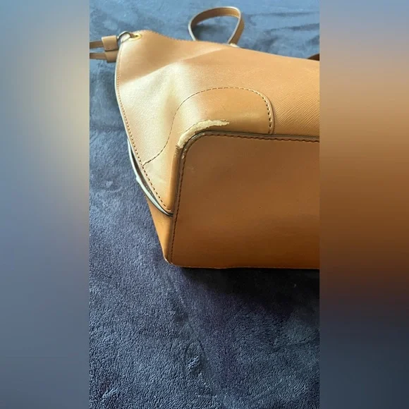 Michael Kors Tote Bag - Picture 14 of 14